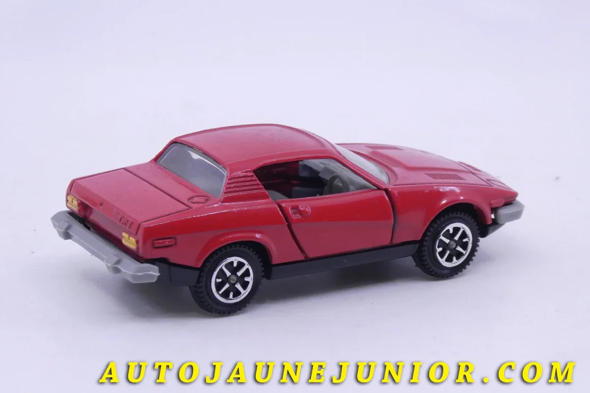 #1433 – Dinky Toys – Triumph – TR7