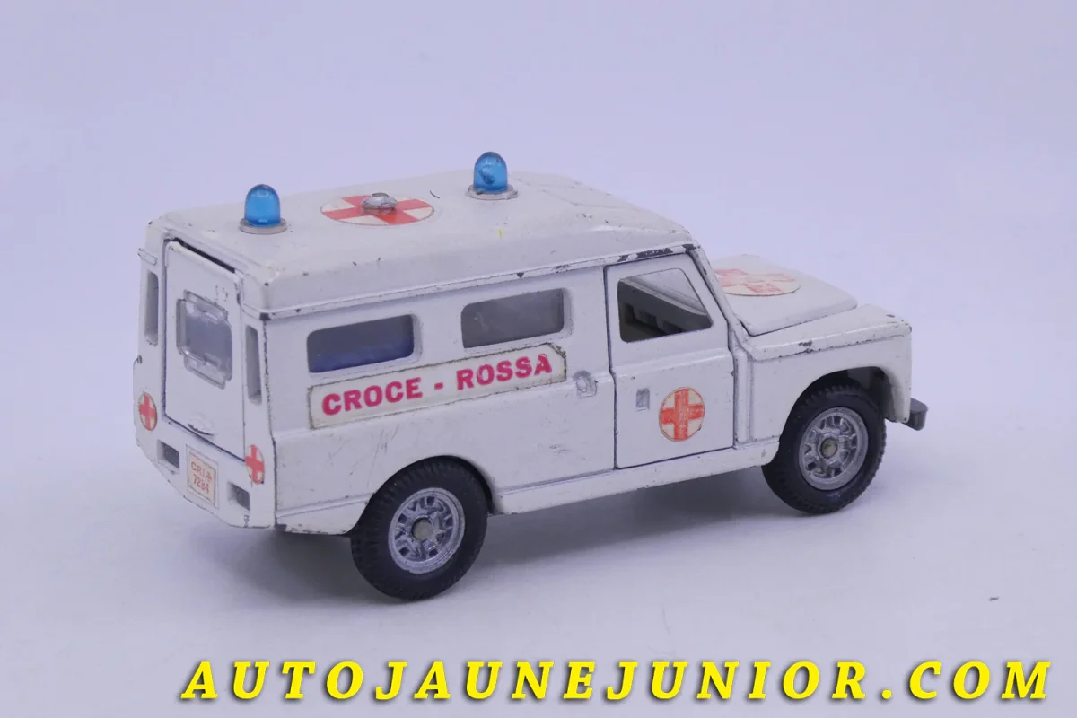 #1520 – Mebetoys – Land-Rover – 109 chassis long ambulance « croce rossa »