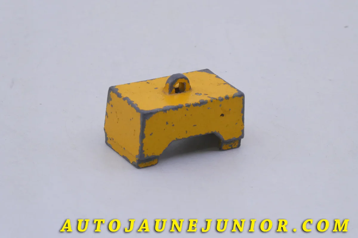 #1599 – Dinky Toys – Leyland – Poid pour Leyland : camion chassis 8 roues chassis test