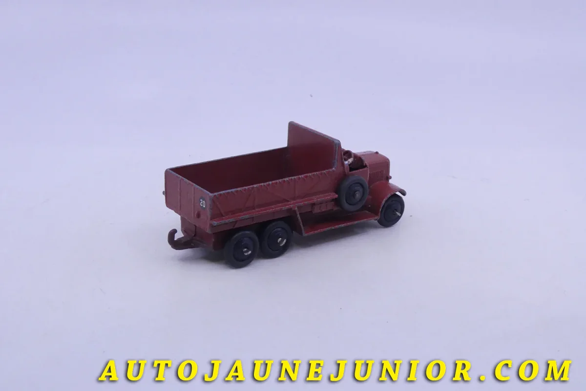 #1760 – Dinky Toys – Leyland – Terrier ridelles