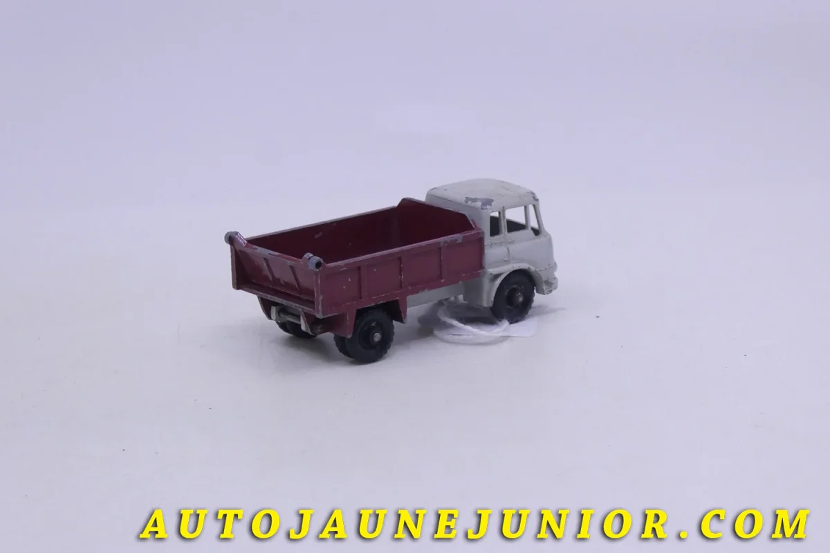 #3010 – Matchbox – Bedford – TK benne basculante